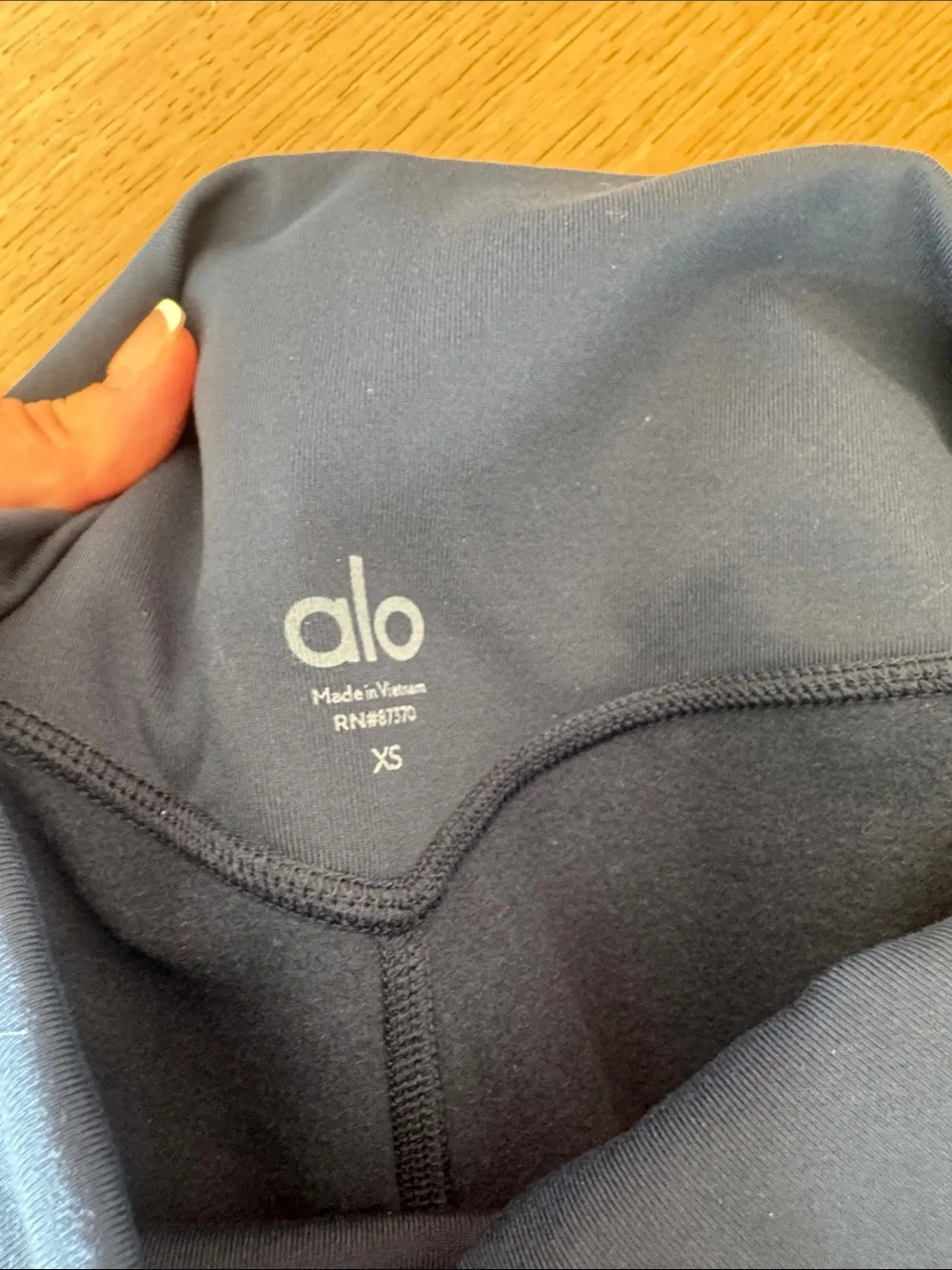 ALO Airbrush Winter Warm High Waist Nocturne Legging - 21” inseam